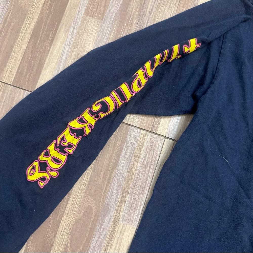 Fudpuckers Navy Long Sleeve Beachside Bar & Grill Graphic Tee Size Medium - Picture 5 of 8